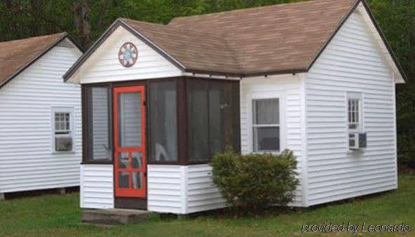 Profile Motel & Cottages Линкълн Екстериор снимка